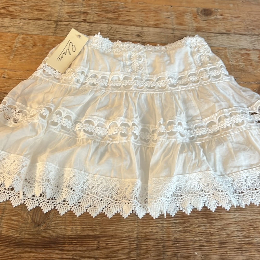 Elan White Lace Skirt Boho Tier Ruffles Peekaboo Lace Size M - Picture 2 of 9